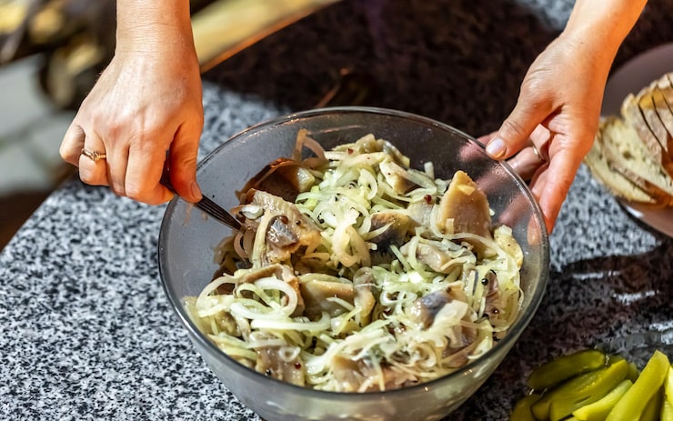 Jaka surówka do karkówki i klusek śląskich