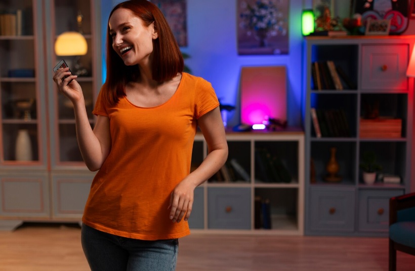 Oświetlenie neonowe LED – jak wybrać i zamówić idealny neon?