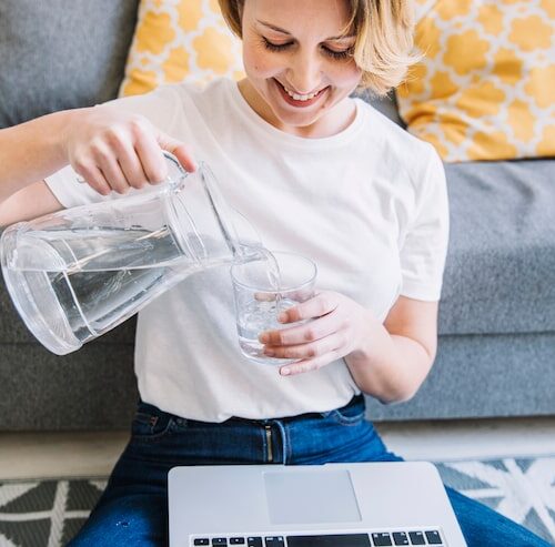 Czy woda w kranie jest chlorowana? Jak i dlaczego stosuje się chlor w wodociągach